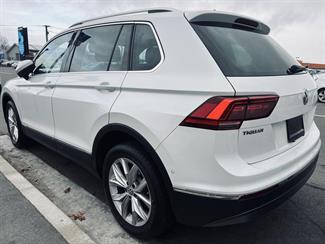 2019 Volkswagen Tiguan - Thumbnail