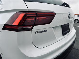 2019 Volkswagen Tiguan - Thumbnail