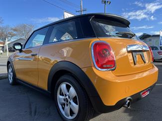 2016 Mini Cooper - Thumbnail